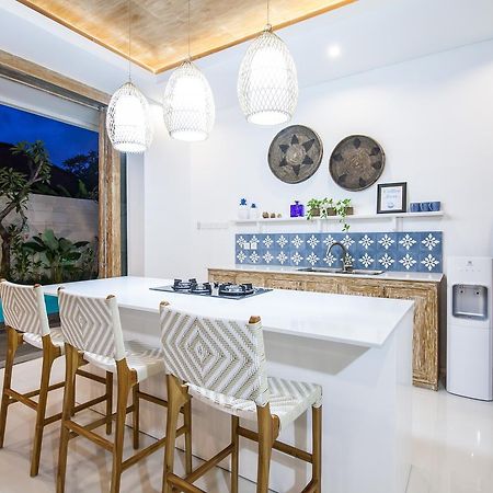 Ambermoon Villa 2 Seminyak Eksteriør billede