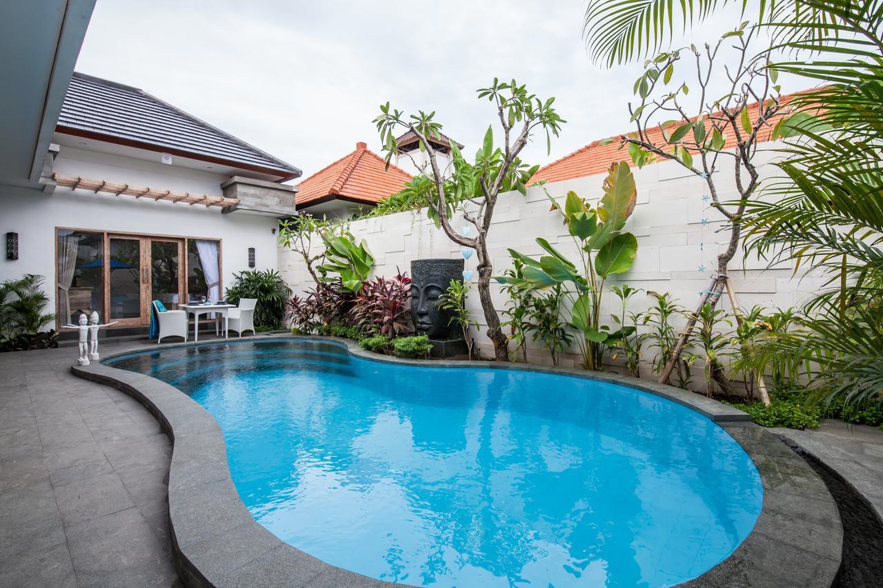 Ambermoon Villa 2 Seminyak Eksteriør billede