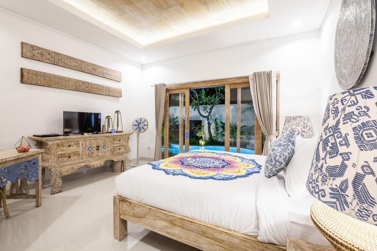 Ambermoon Villa 2 Seminyak Eksteriør billede