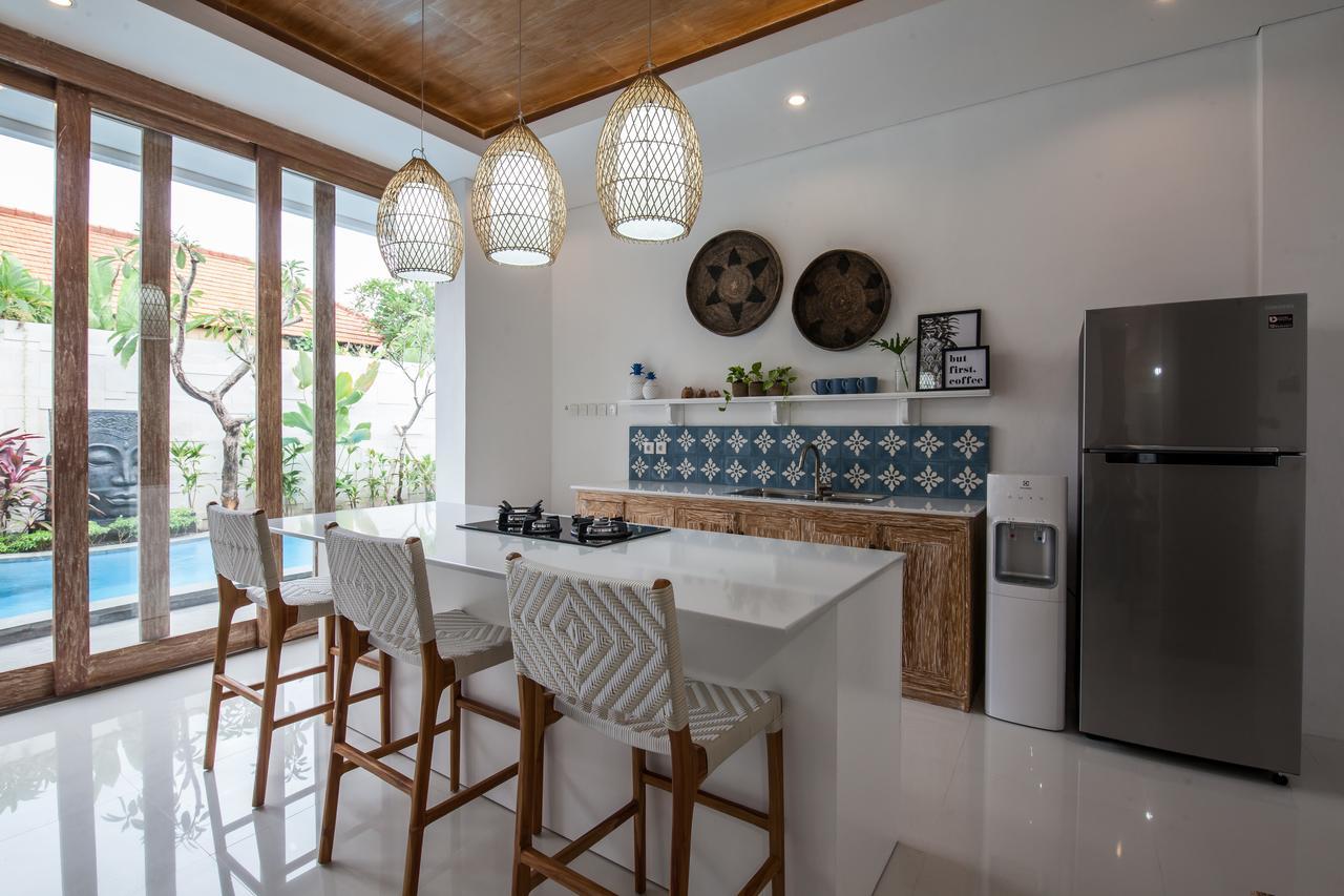 Ambermoon Villa 2 Seminyak Eksteriør billede